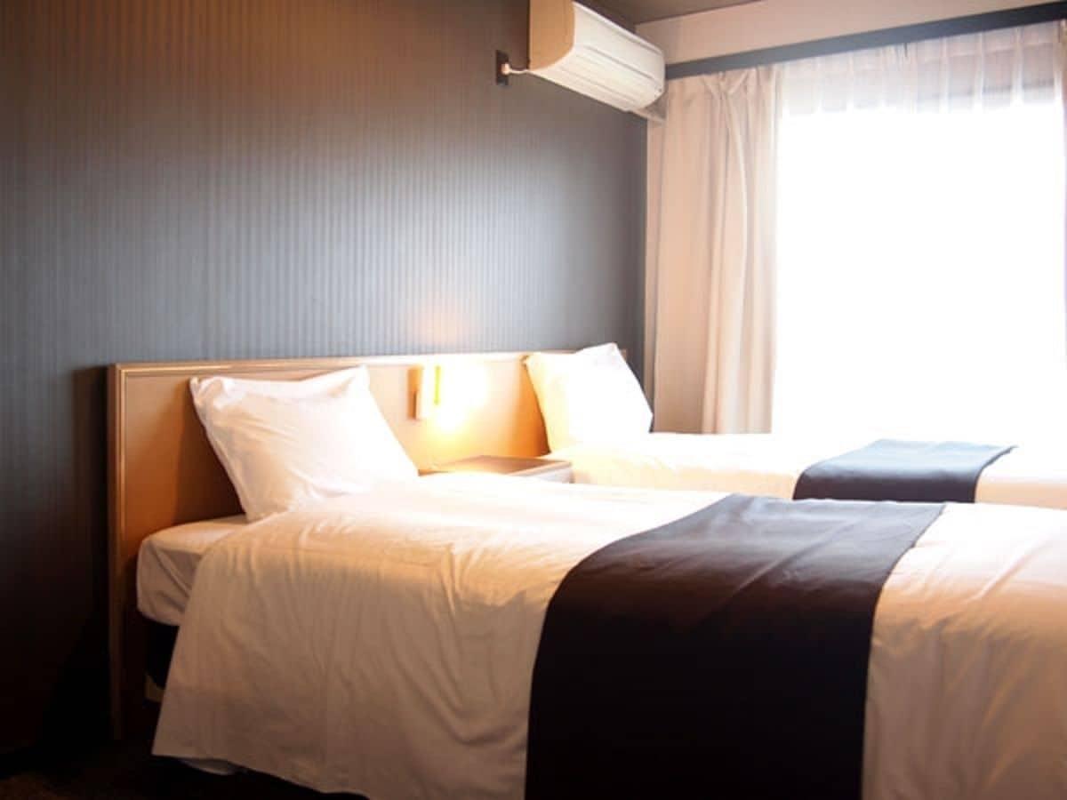 Hotel Livemax Osaka Namba Экстерьер фото