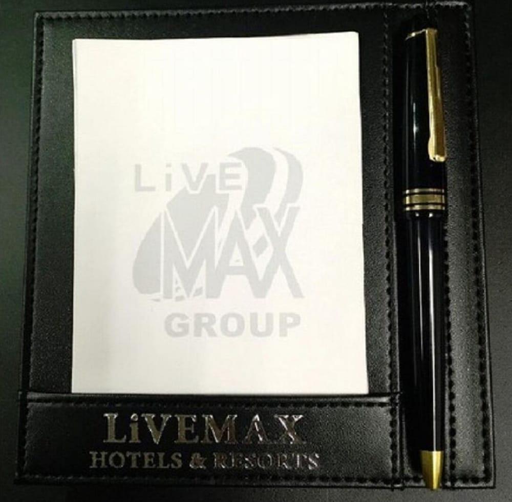 Hotel Livemax Osaka Namba Экстерьер фото