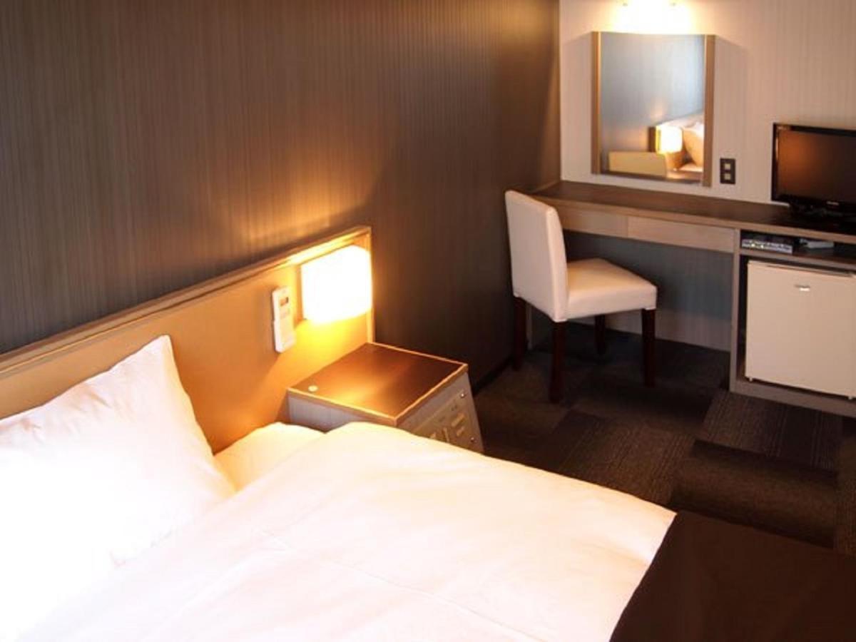 Hotel Livemax Osaka Namba Экстерьер фото