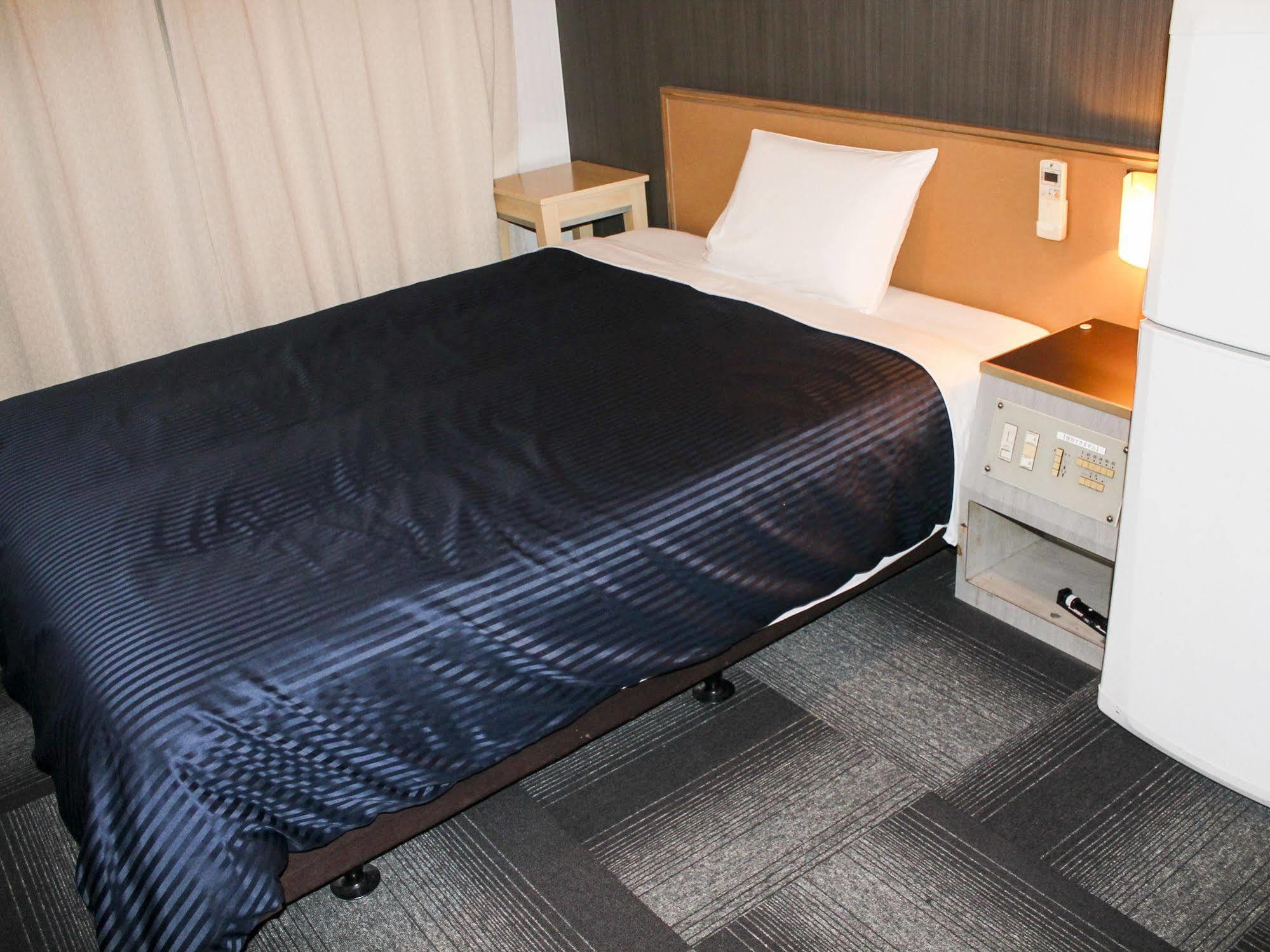 Hotel Livemax Osaka Namba Экстерьер фото