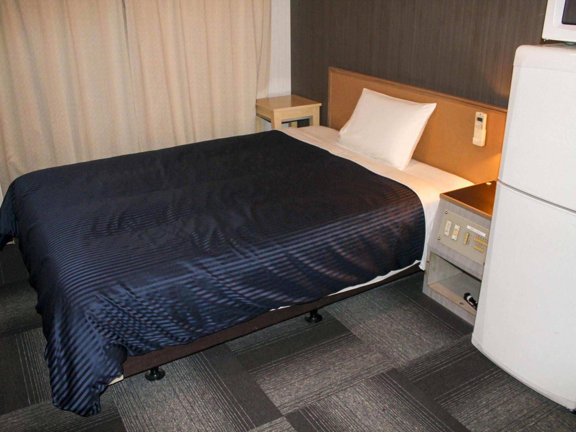 Hotel Livemax Osaka Namba Экстерьер фото